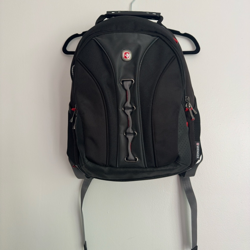 SwissGear Black Backpack Durable‎ and Practical